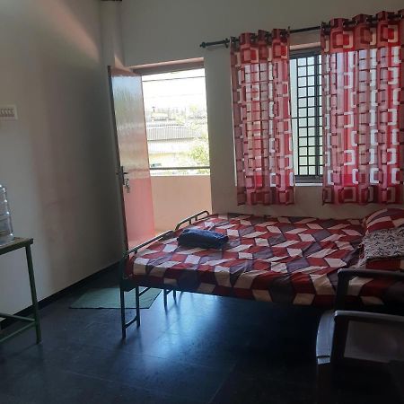 Agsara Home Stay Coimbatore Bagian luar foto